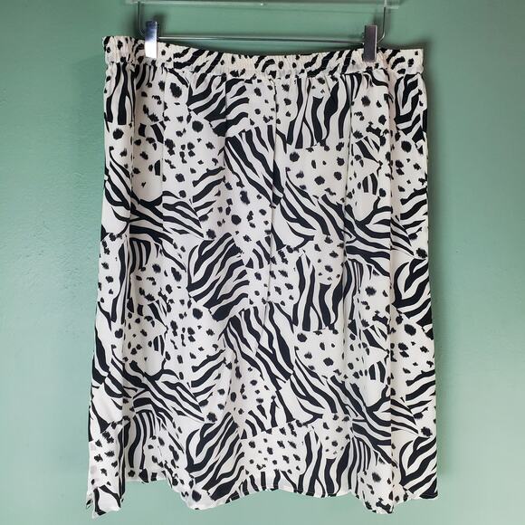 Diane Gilman Vintage Womens Zebra Animal Print Silk Pull On Skirt Lined Size 2X - Picture 2 of 4
